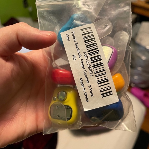 Finger counters - Picture 2 of 2